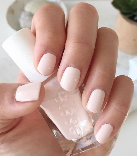 Essie gel nail polish