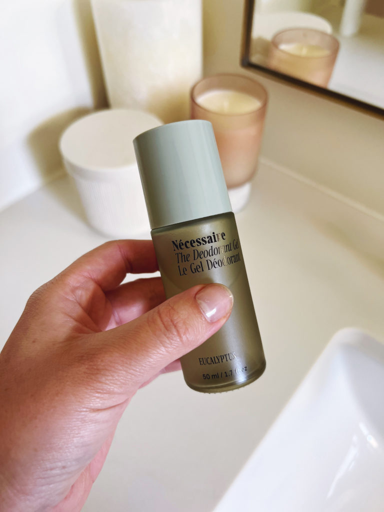 Necessaire deodorant review