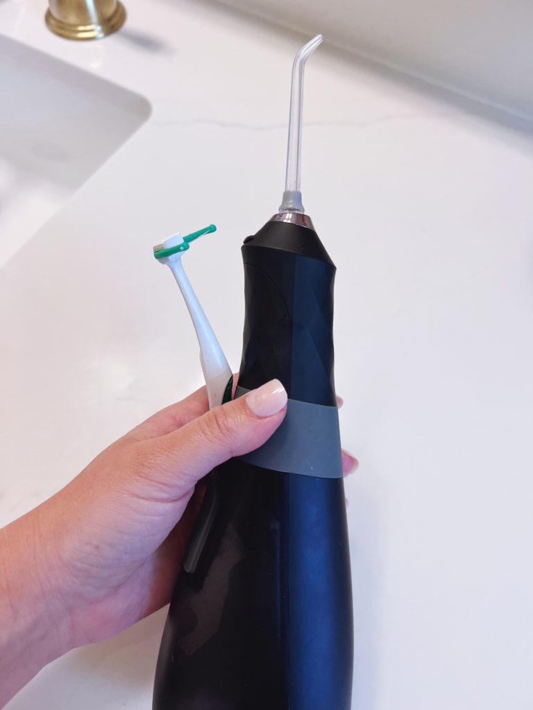 The best dental floss methods