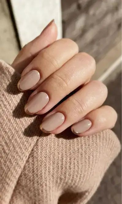 gold french tip nails