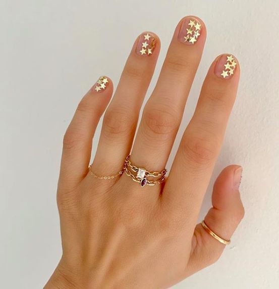Gold star short nails