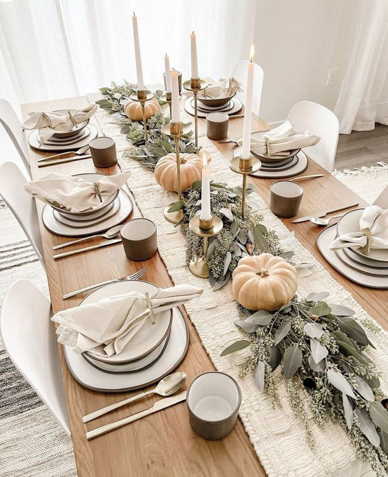 farmhouse thanksgiving tablescape