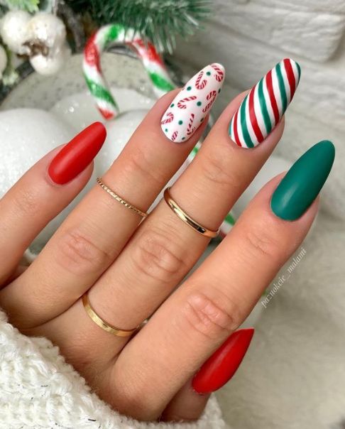 candy cane and stripes nails