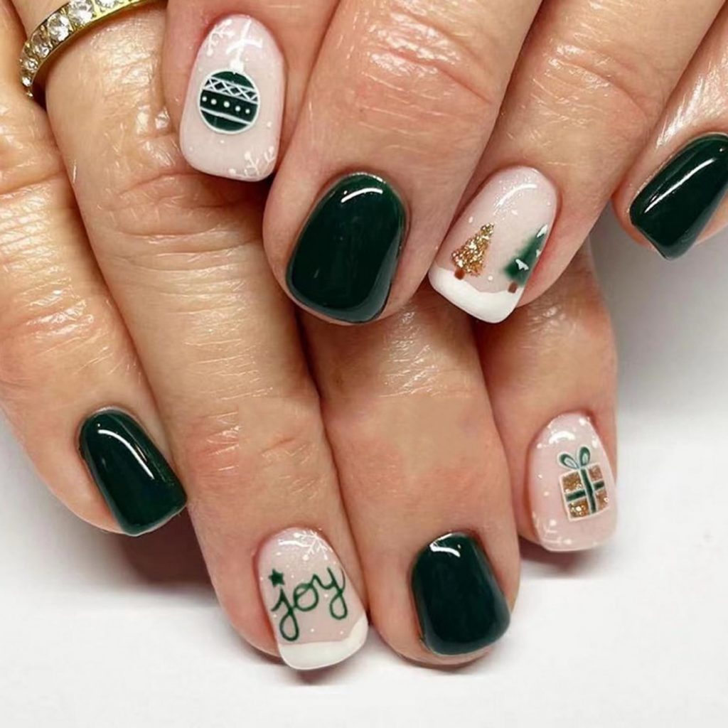 Holiday short press-on nails