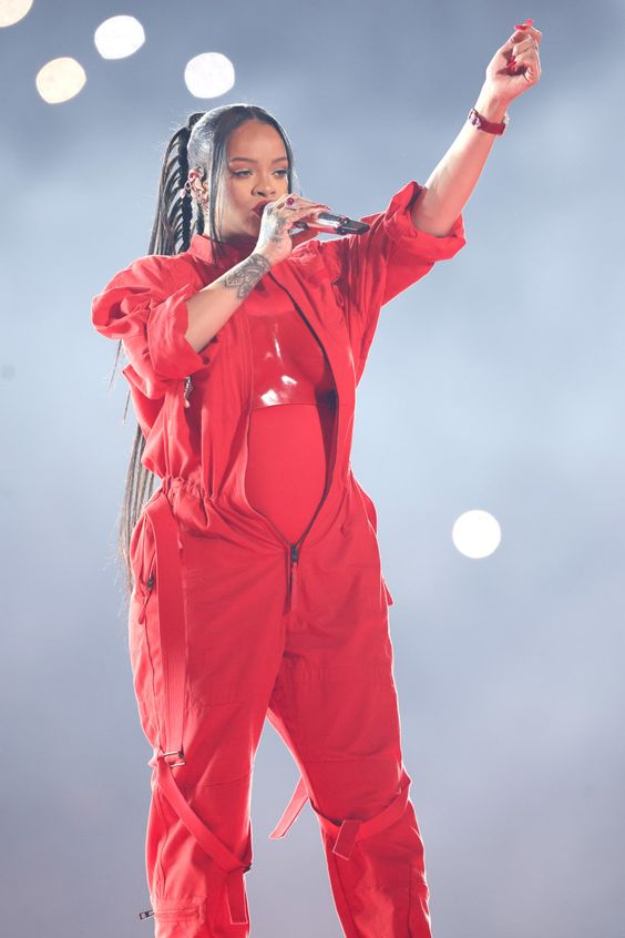 Rihanna Super Bowl costume