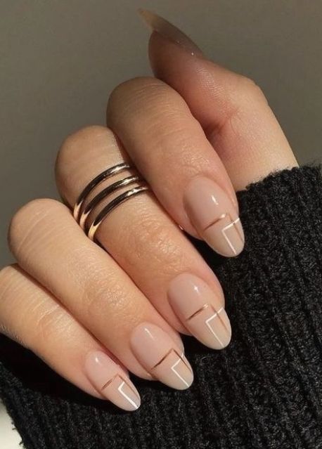 21 Best New Years Eve Nail Ideas