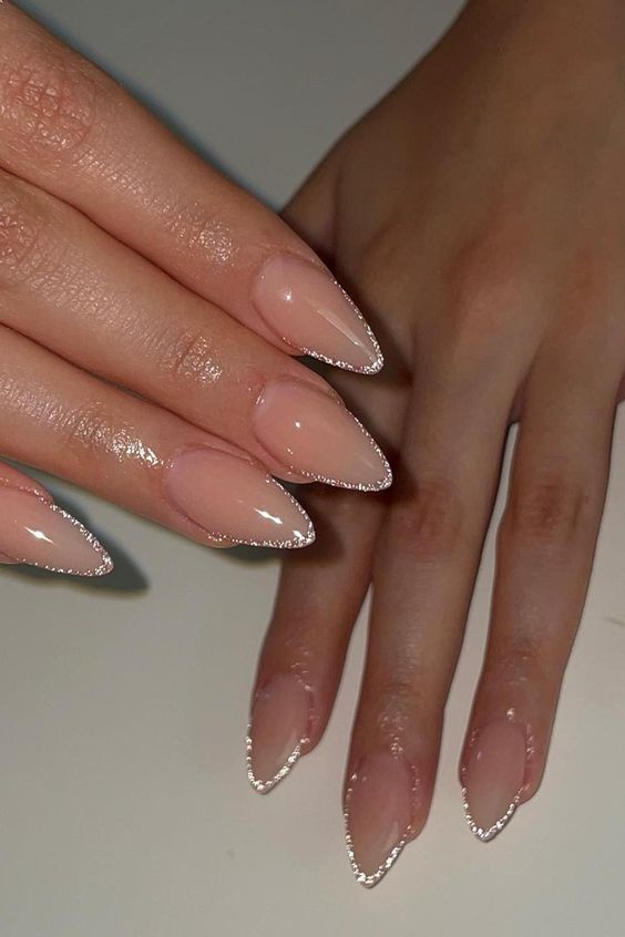 31 Stunning Prom Nail Ideas That Look Gorgeous